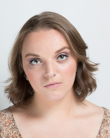 Lina headshot 8_28_16-206.jpg