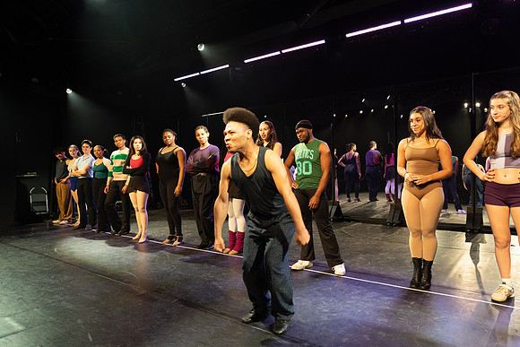 Chorus Line cast A-04920.jpg