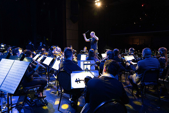 Lux Symphony a7c-6150.jpg