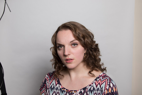 Lina head shot 12_17-186.jpg