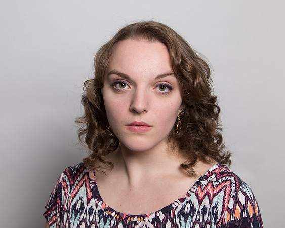 Lina head shot 12_17-187.jpg