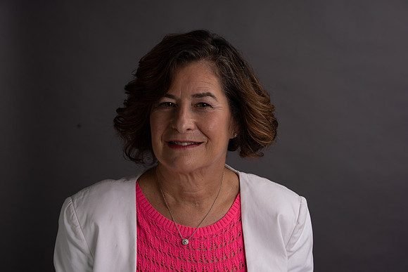 Sharyn-5.jpg