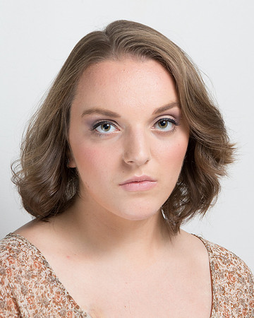 Lina headshot 8_28_16-66.jpg