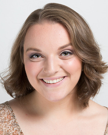 Lina headshot 8_28_16-94.jpg
