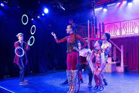Vanguard Pippin act I-505.jpg