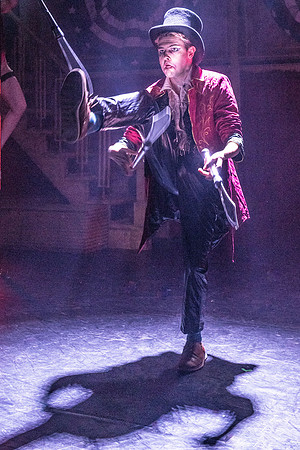 Vanguard Pippin act I-430.jpg