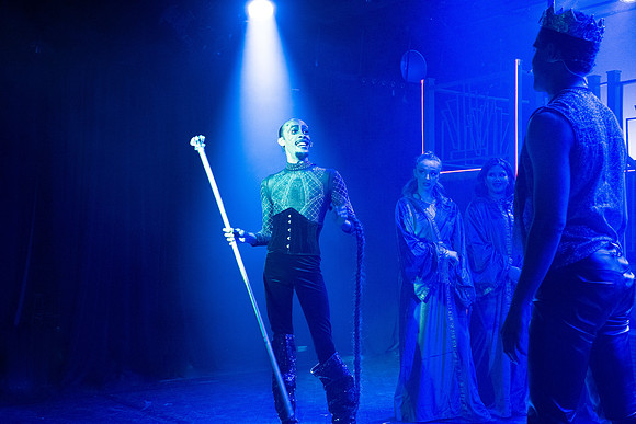 Vanguard Pippin act I-2000.jpg