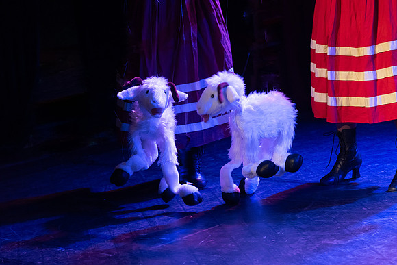 Vanguard Pippin act II-125.jpg