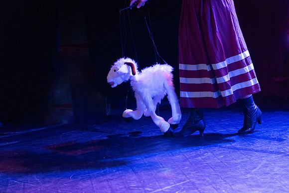 Vanguard Pippin act II-122.jpg