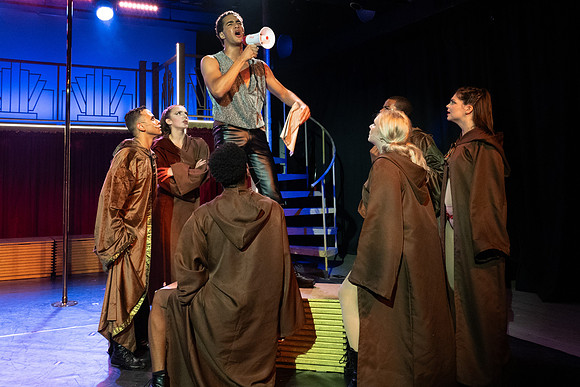 Vanguard Pippin act I-1365.jpg